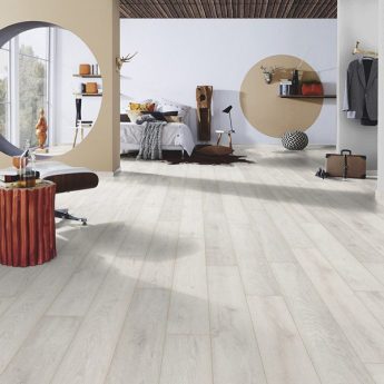 LAMINATE K447 OAK BERGAMO 8/32 4V NL 1c2gp