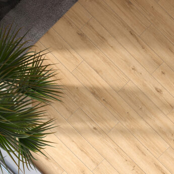 LAMINATE WR  62757 OAK NAMIB 8/33 4V 48h M-loc